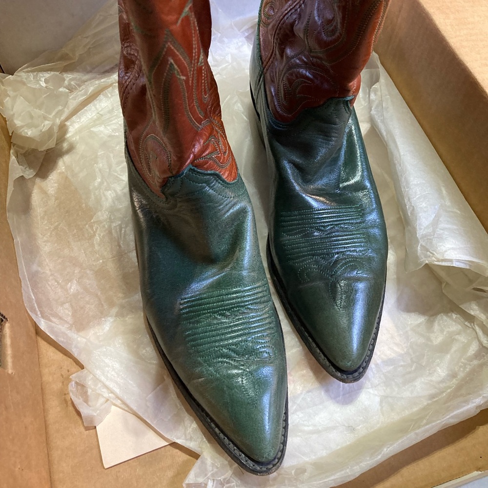 Vintage Green and Carmel brown western boots